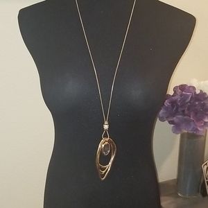 Premier Designs Inner Circle necklace